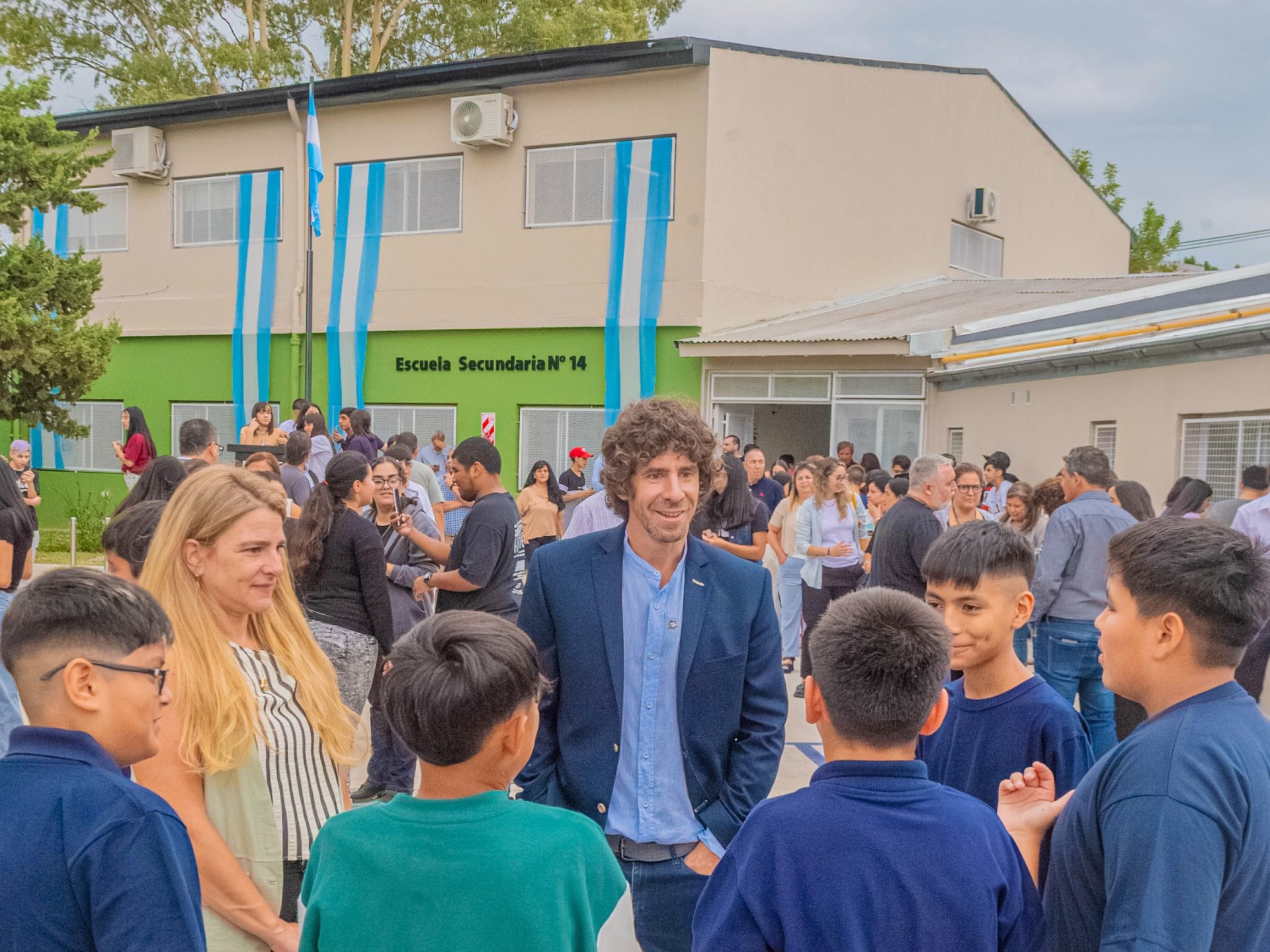 NOTICIAS SAN FERNADO: JUAN ANDREOTTI INAUGURO LAS ESCUELAS RENOVADAS PRIMARIA 3, SECUNDARIA 14 Y EPA 708